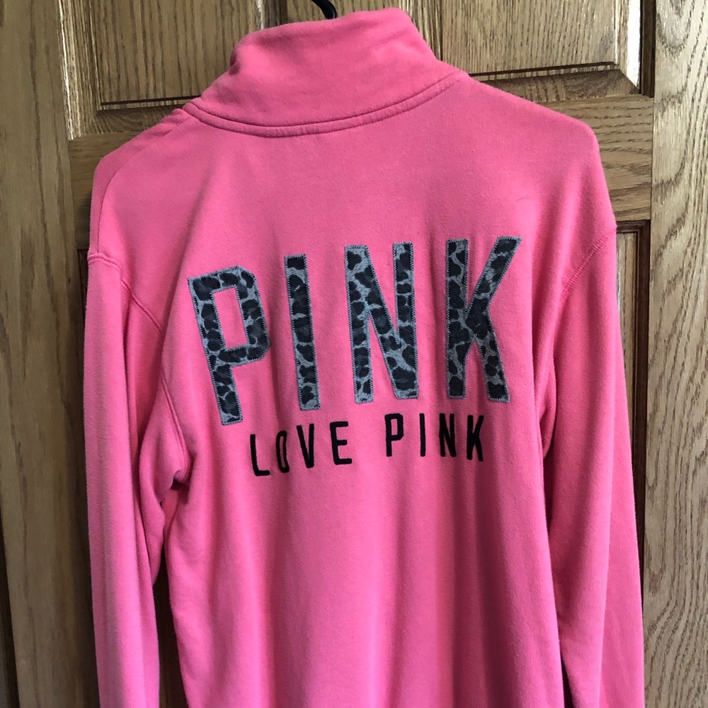 VS Pink sweatshirt